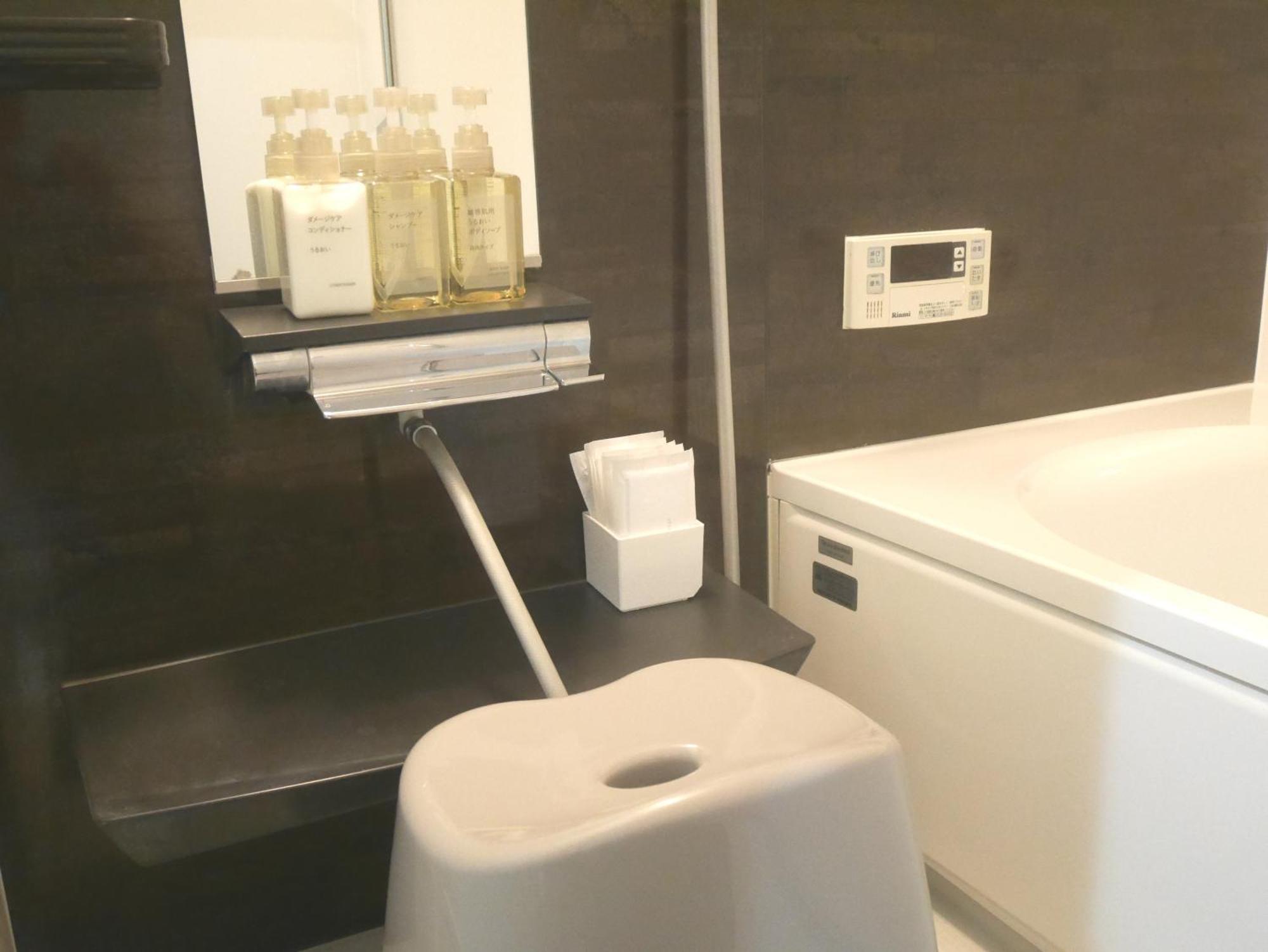 Guesthouse Grande今宮駅前 Osaka Esterno foto